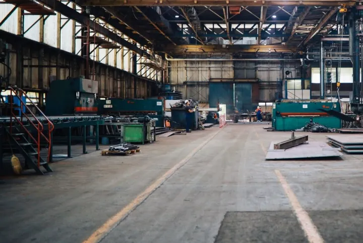 W jaki sposób meble warsztatowe wspierają działalność rzemieślniczą?